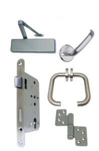 ACCESORIOS DE PUERTAS
